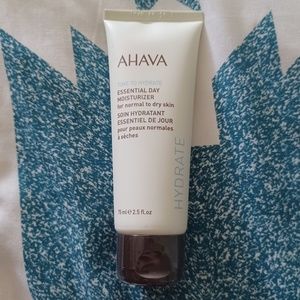 BNiB Ahava Time to Hydrate Essential Day Moisturizer/normal to dry skin